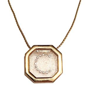 AVON VINTAGE Initial C necklace Gold